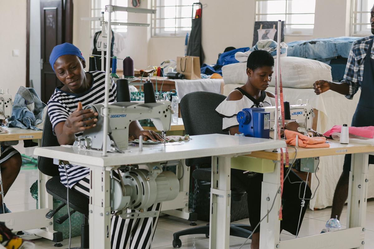 COMMUNITY BUSINESS INCUBATOR