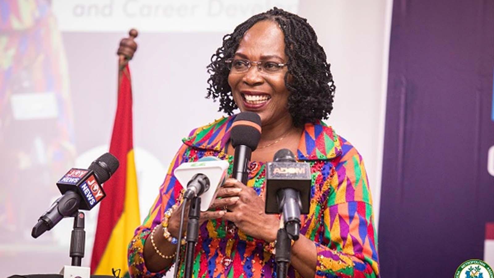 Ghana Web | Mayor of Accra signs petition to push for extended fund to support markets in Accra