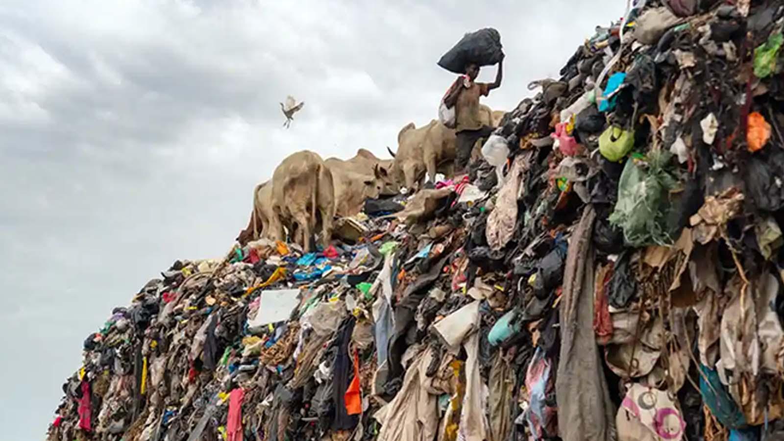 The Guardian | Stop dumping your cast-offs on us, Ghanaian clothes traders tell EU